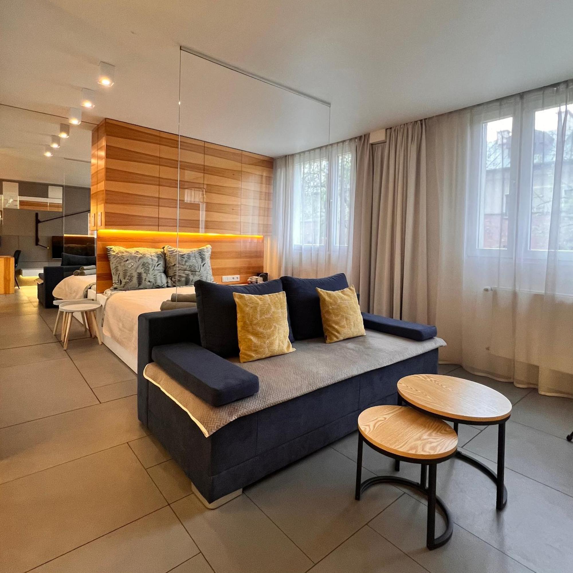 Modzelewskiego, Metro Wierzbno, Free Parking, 100mbps Wi-fi, Remote-ready * Warszawa